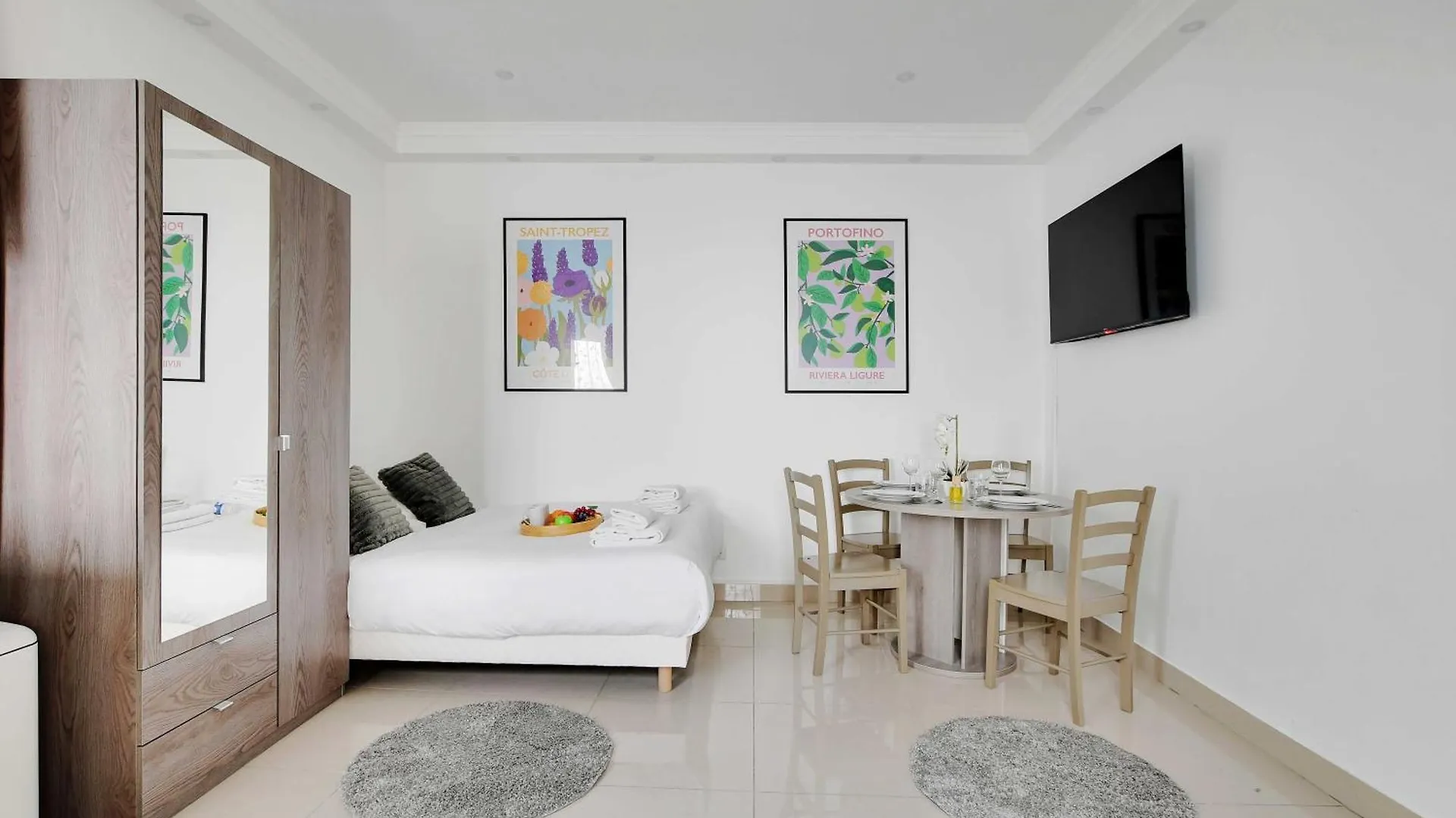 Apartment Charming Studio For 2 - Near Voltaire & 11Th Arr Town Hall, Paris